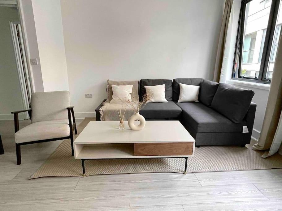 2 Bedroom Central London Apartment Modern And Stylish Exteriör bild