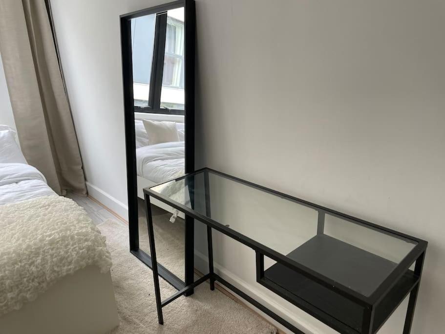 2 Bedroom Central London Apartment Modern And Stylish Exteriör bild