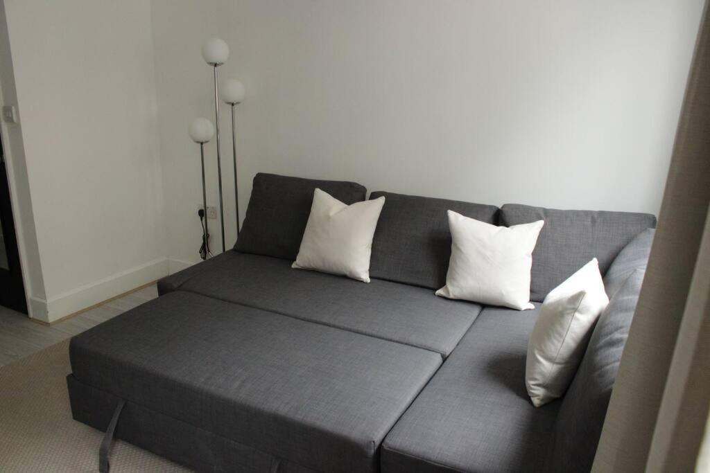 2 Bedroom Central London Apartment Modern And Stylish Exteriör bild